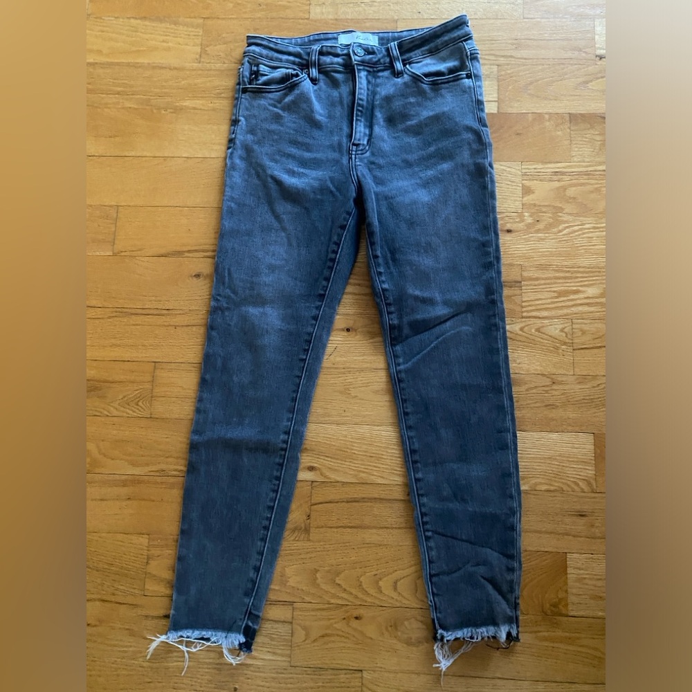 KanCan Women’s Charcoal Skinny Jeans